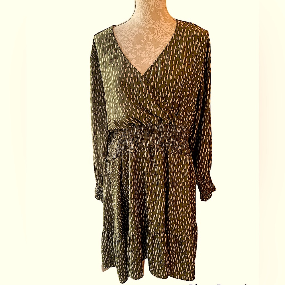 Shein Curve v neck olive dress 2X